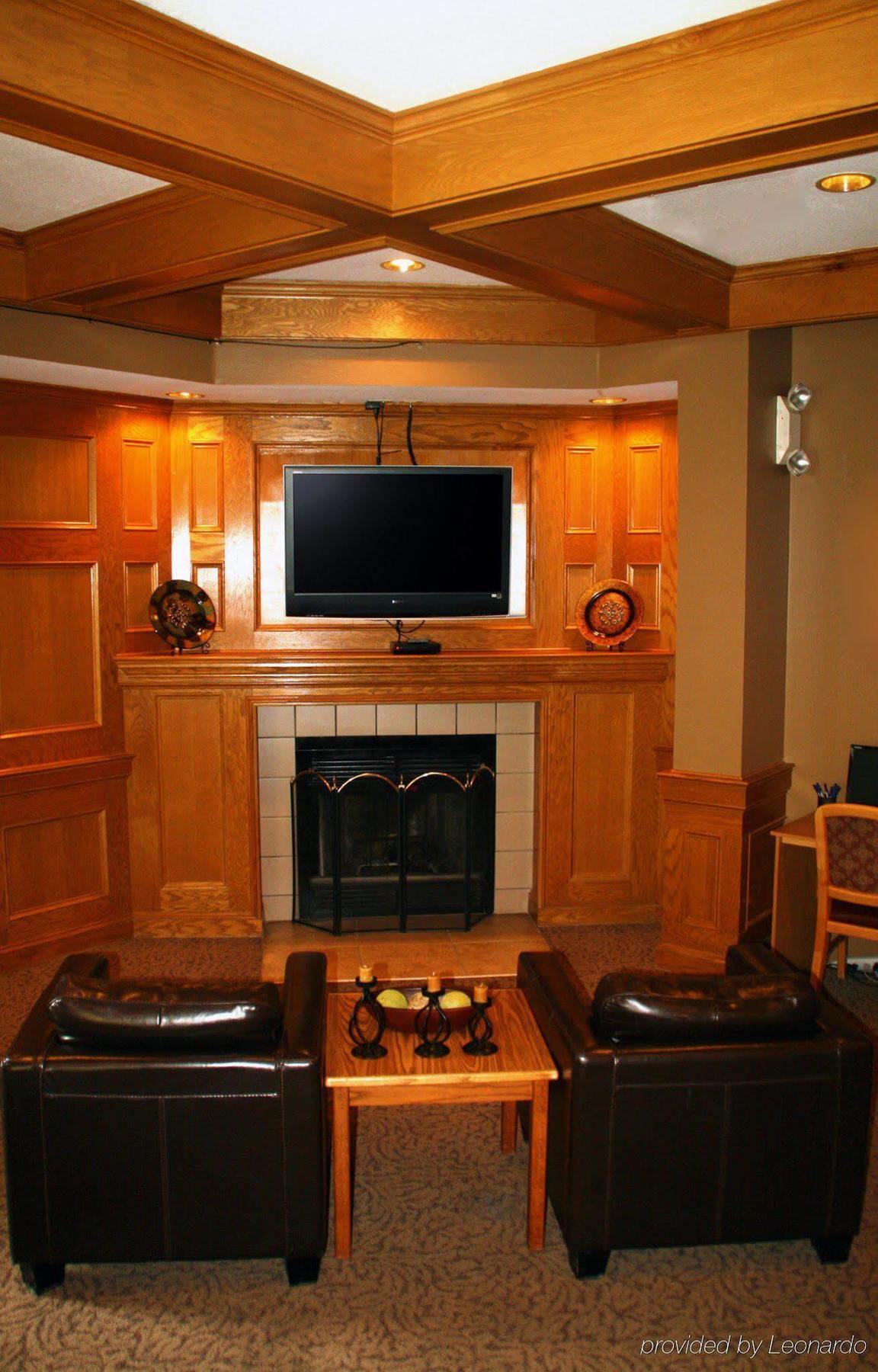 Sterling Hotel And Suites Clive Extérieur photo
